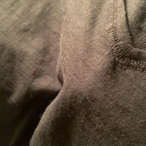 Ava & Viv 3x black sporty v-neck tank top. - Picture 11 of 11